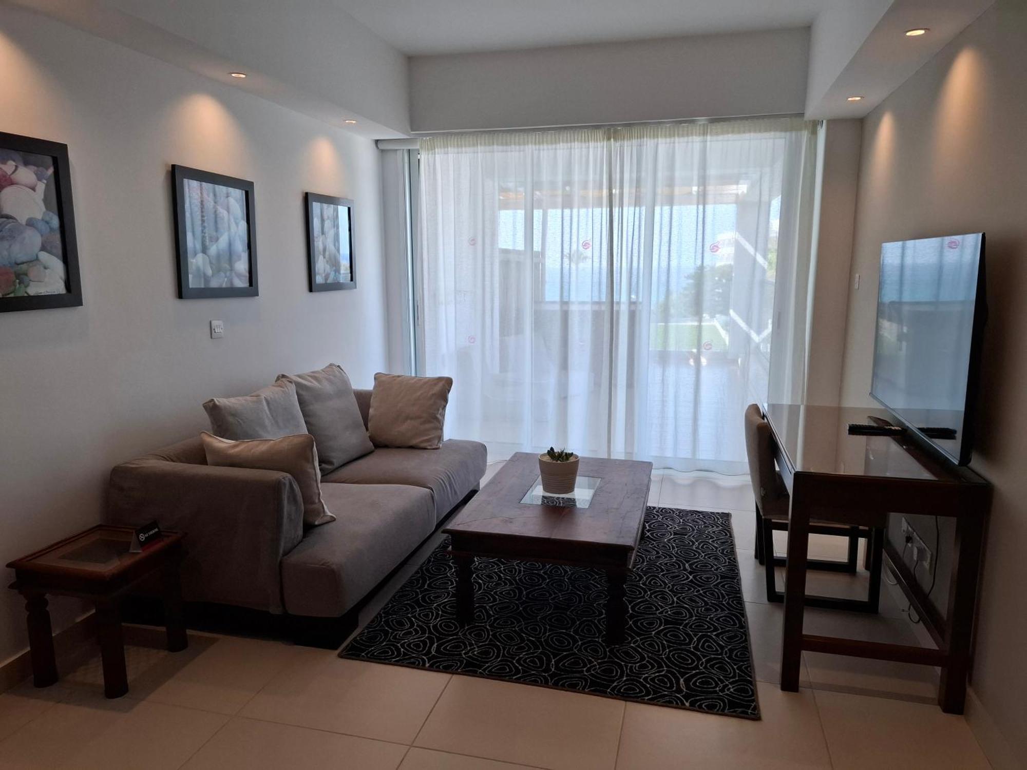 Napa Mermaid Hotel & Suites Ajia Napa Zewnętrze zdjęcie
